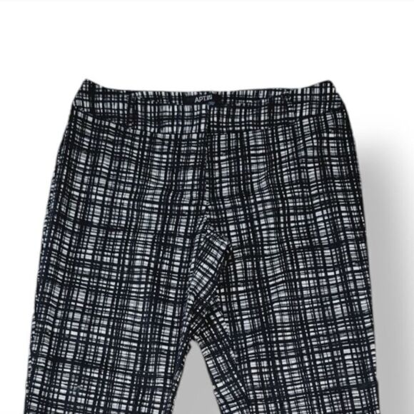 Apt 9 Modern Fit Striped Stretch Trousers in Black/White Size 2P - Picture 5 of 9